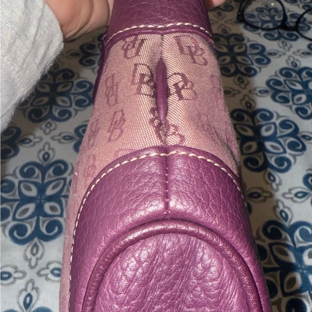 Dooney & Bourke Burgundy and Purple Vintage Signature Shoulder Bag - Picture 8 of 9